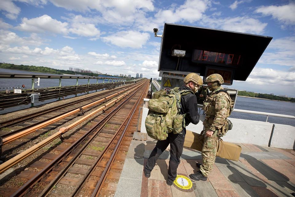 спецоперация минирование моста Киев
