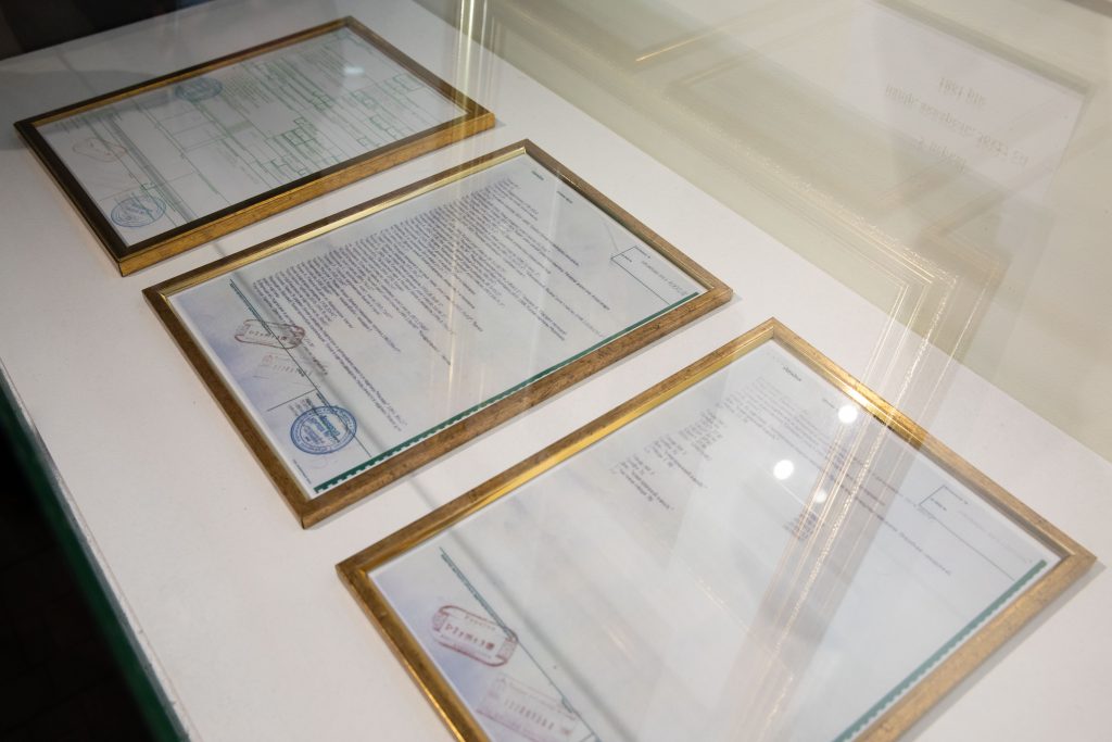 таможенные декларации на картины Порошенко