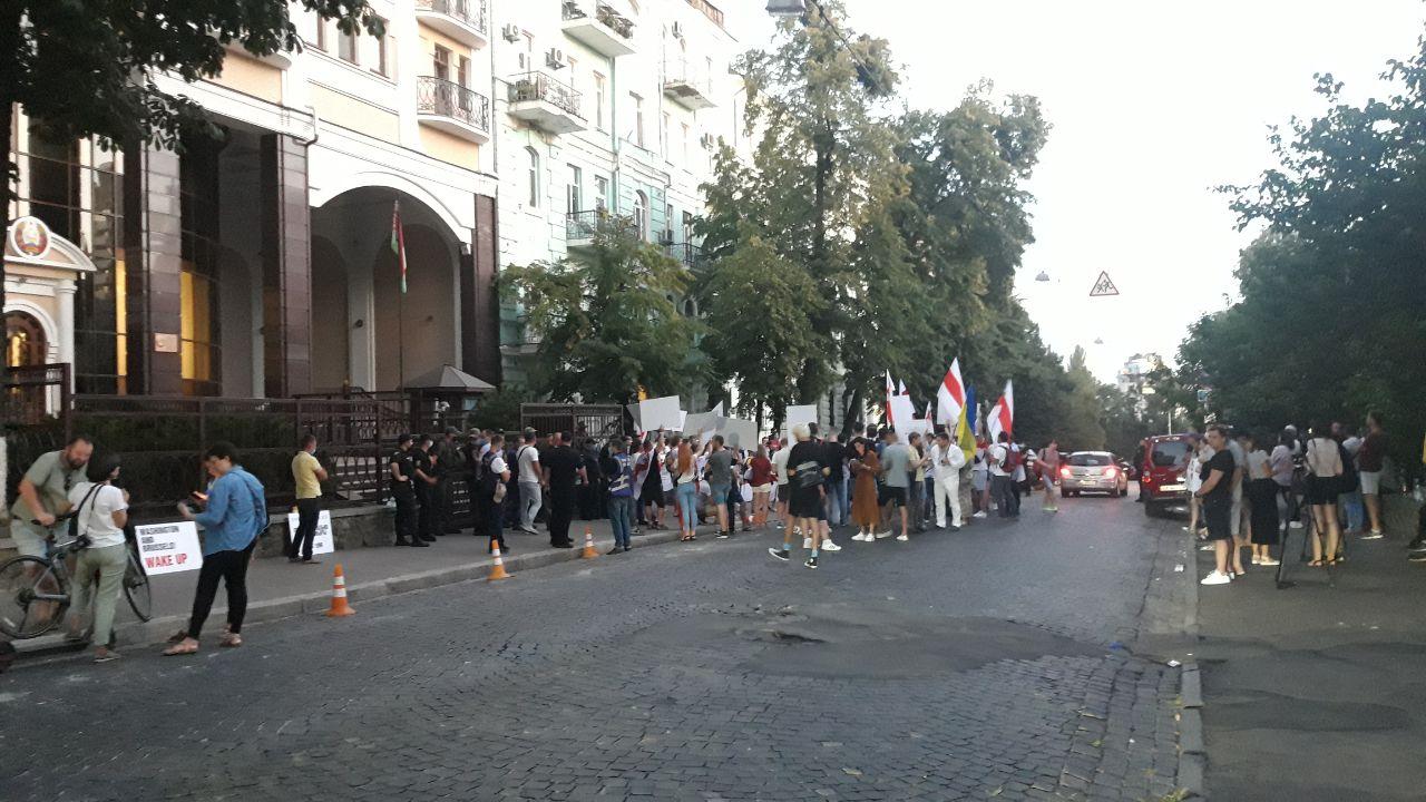 посольство Беларуси в Киеве