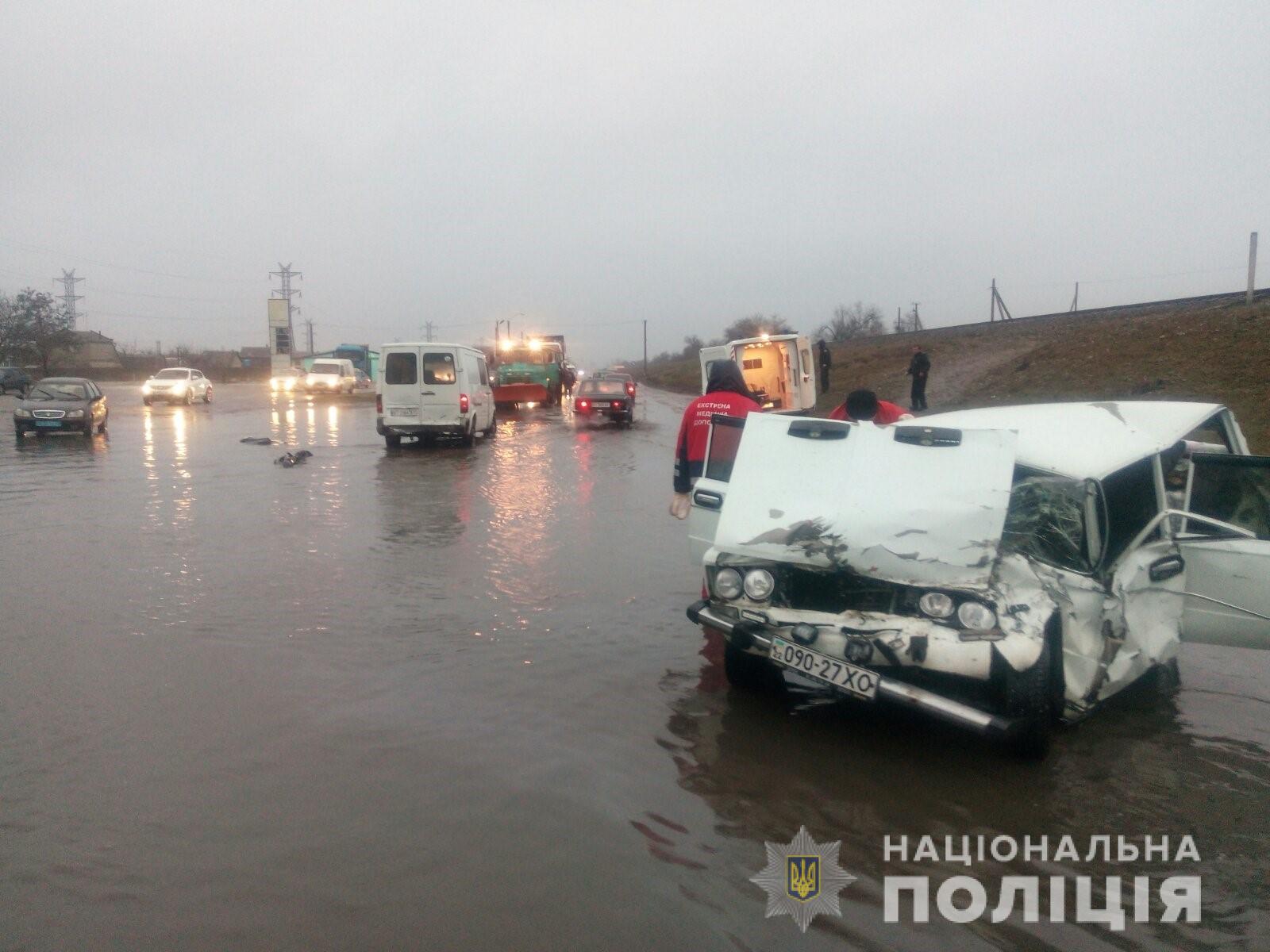 столкновения авто в Новой Каховке