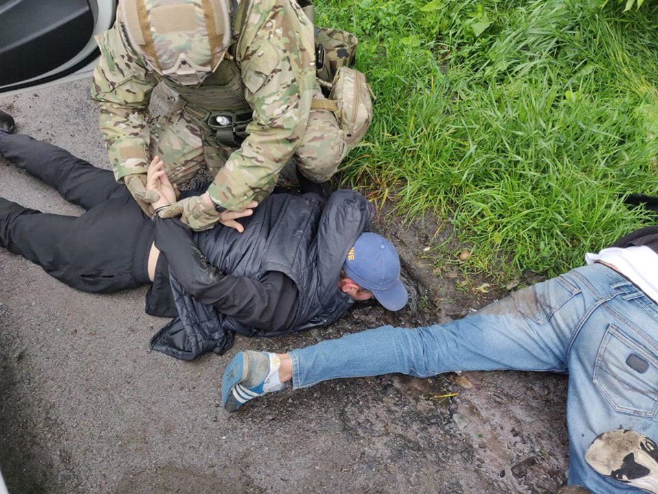 Задержание участников перестрелки в Броварах. Фото: Facebook Антона Геращенко