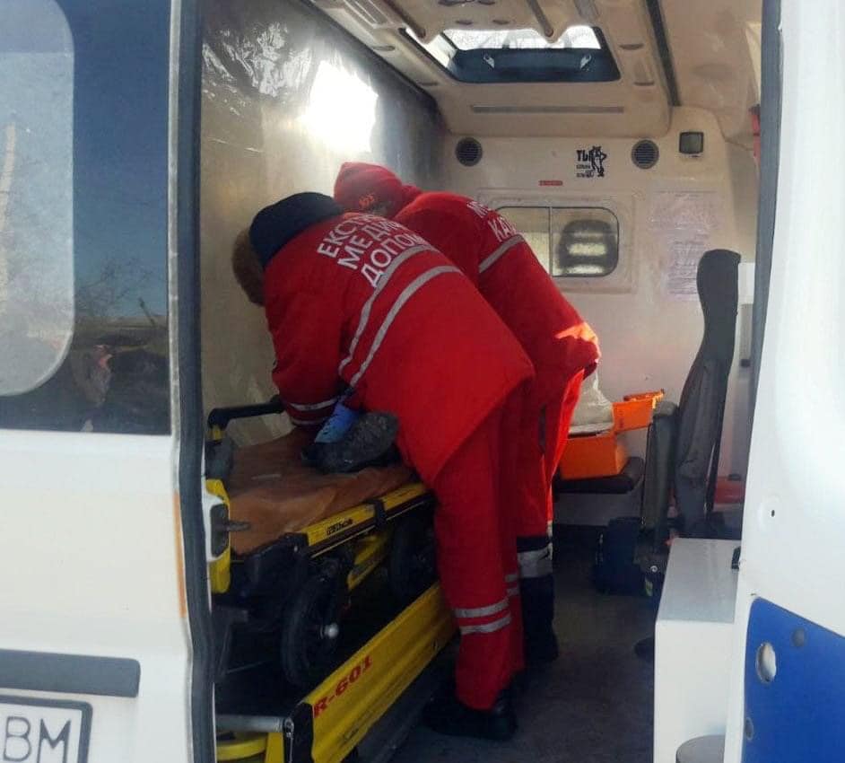 В Хмельницкой области мать и ребенок выжили после падения в 17-метровый колодец. Скриншот :фейсбук МВД