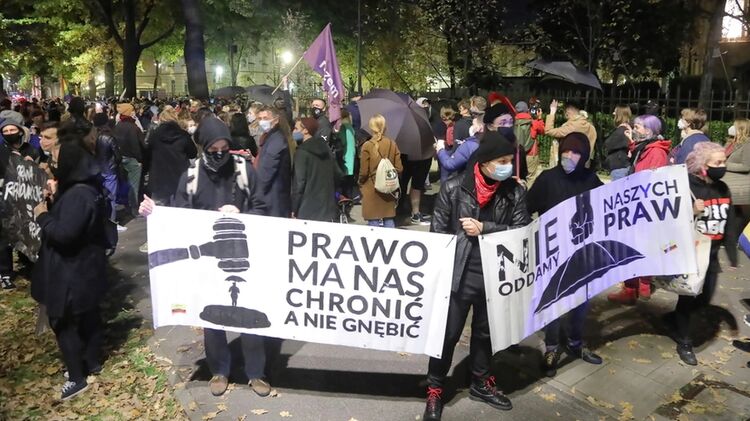 В Польше протестуют против запрета абортов. Фото: rmf24.pl