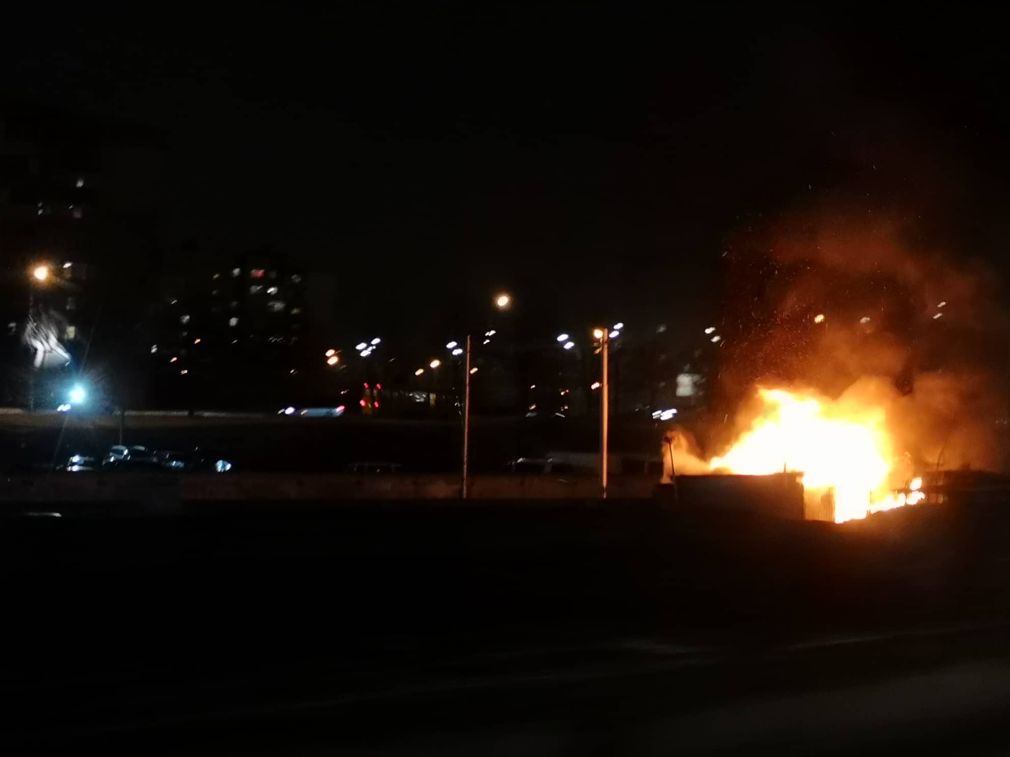 Пожар на улице Оноре де Бальзака в Киеве