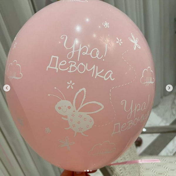 Джанабаева опубликовала фото с новорожденной дочерью. Скриншот инстаграма