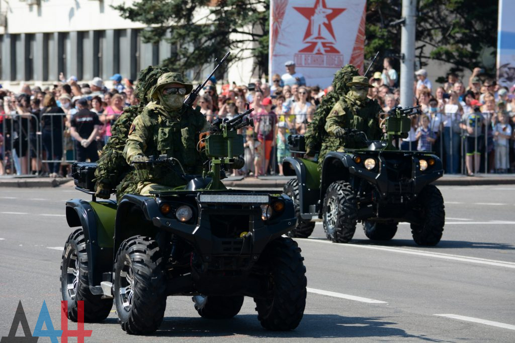 Парад победы в Донецке 24 июня. Фото: местные СМИ