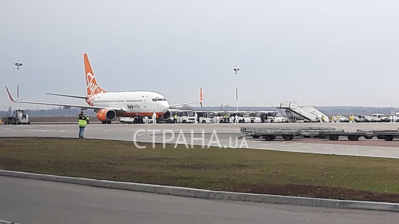 самолет в Борисполе