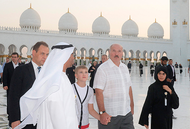 Коля Лукашенко в Эмиратах 2014 год