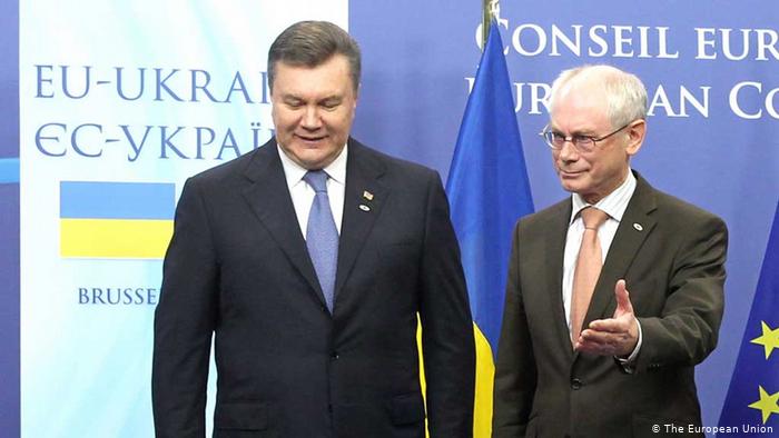 Виктор Янукович осень 2013