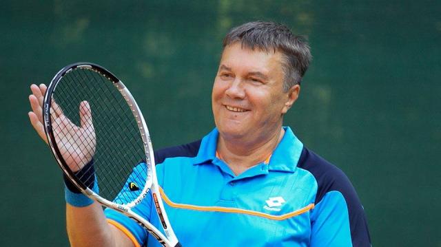 Янукович в теннис