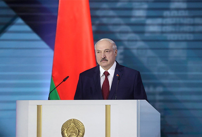 Лукашенко отрицательным примером считает Украину