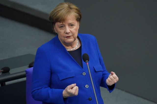 Меркель и ЕС дистанцируются от США