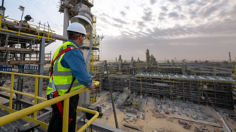 Экспортеры нефти договорились сократить добычу. Фото Saudi Aramco
