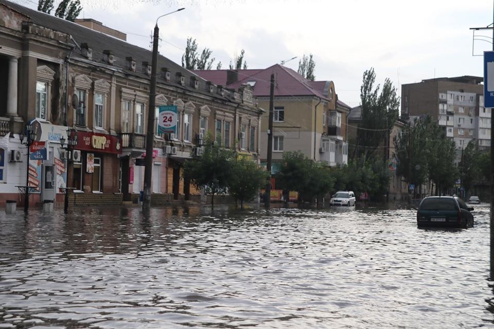 Бердянск затопило водой. Фото: brd24