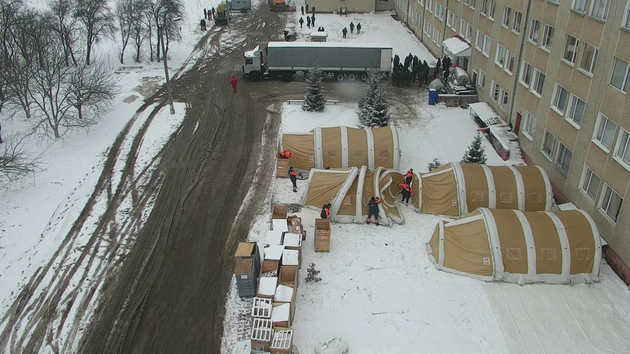 На Прикарпатье развернули мобильный госпиталь. Фото: twitter.com/AvakovArsen