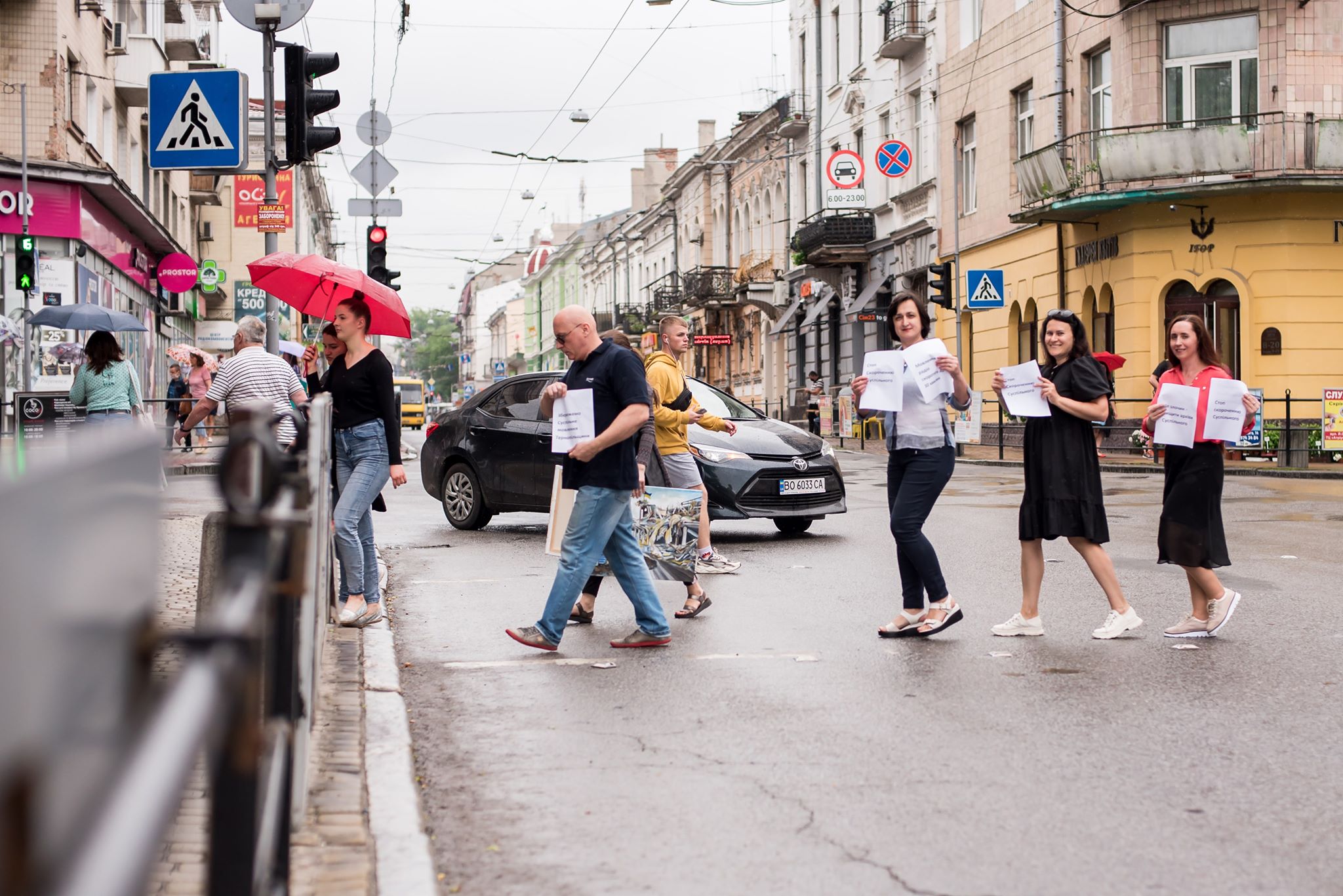 В Тернополе Общественное телевидение преследует своих сотрудников, которые протестовали против сокращений. Фото: Сергей Томиленко в Фейсбук