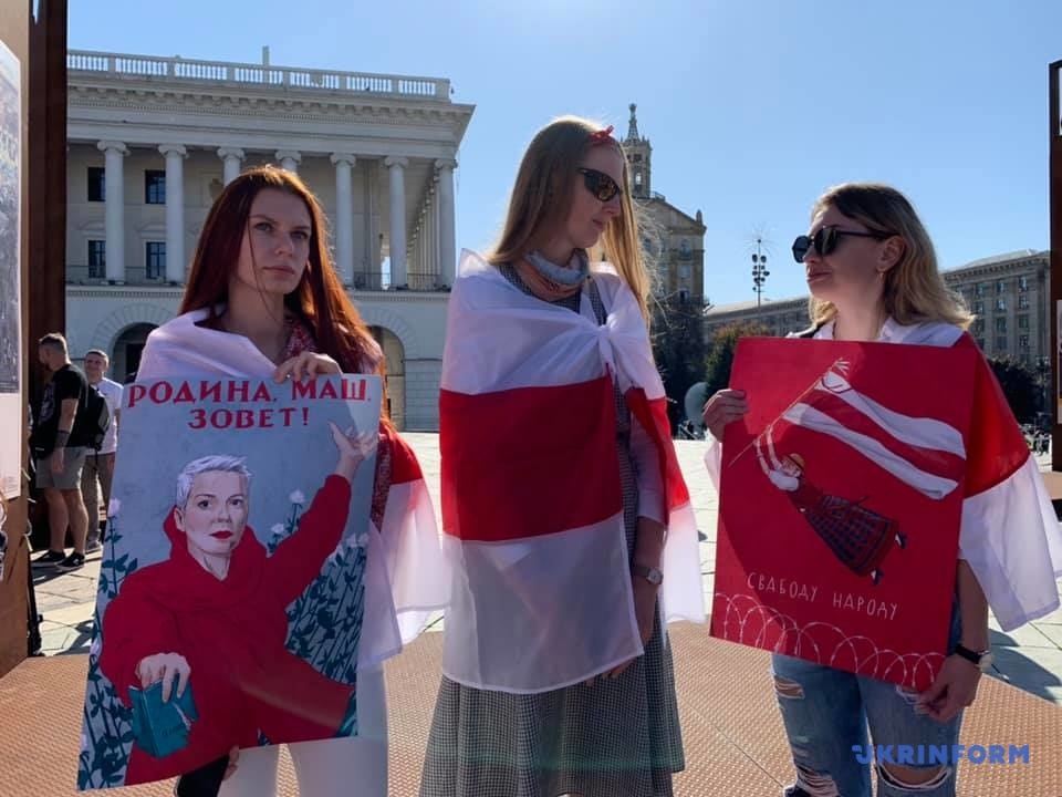 Марш солидарности с белорусскими женщинами в Киеве. Фото: Олег Давыденко, Укринформ