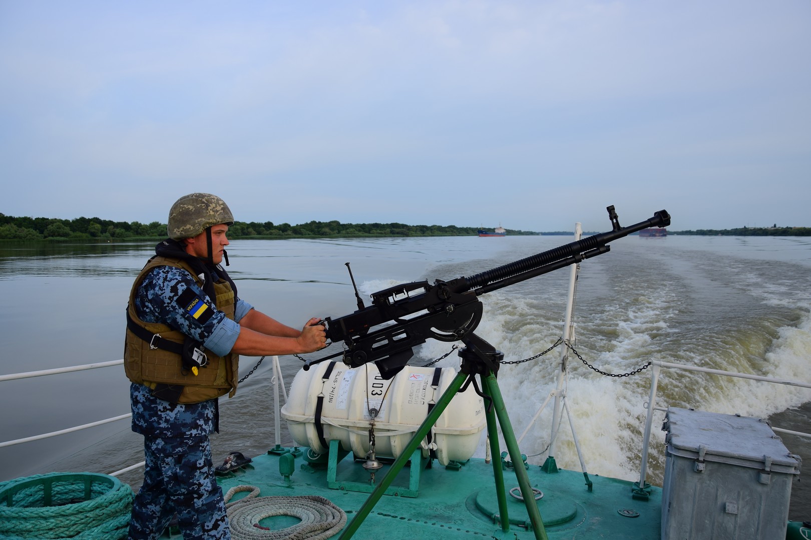 Пограничники поделились кадрами учений, которые они провели совместно с ВМС ВСУ в Черном море. Фото: ГПСУ