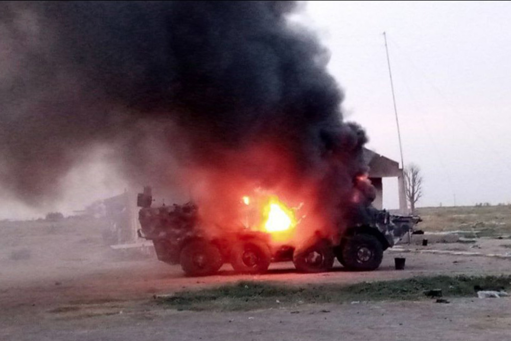 В Нигерии боевики сожгли три бронетранспортера, которые ранее Вооруженные силы силы страны приобрели у Украины. Фото: twitter.com/o_gilvi