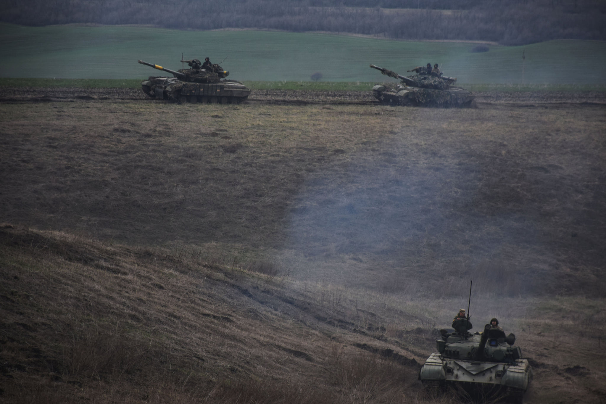 В районе ООС прошли учения танкового подразделения. Фото: facebook.com/pressjfo