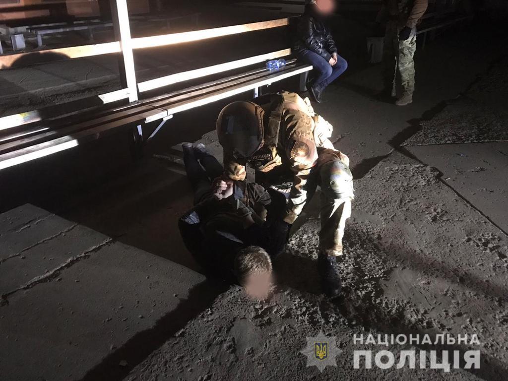 В Сумской области задержали подрывников банкомата ПриватБанка. Фото: Нацполиция