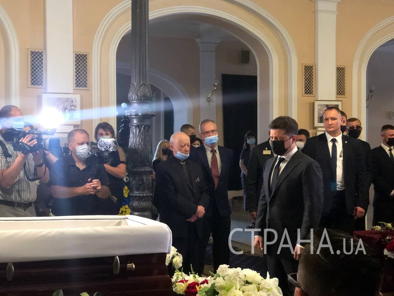 На похороны легендарного хореографа Григория Чапкиса пришел Зеленский