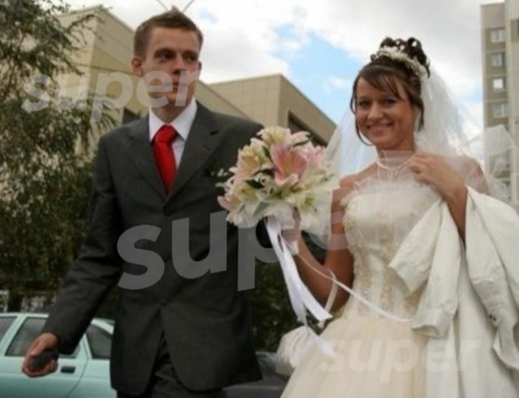 В сети появились фото со свадьбы и мальчишника Дудя. Фото: super.ru