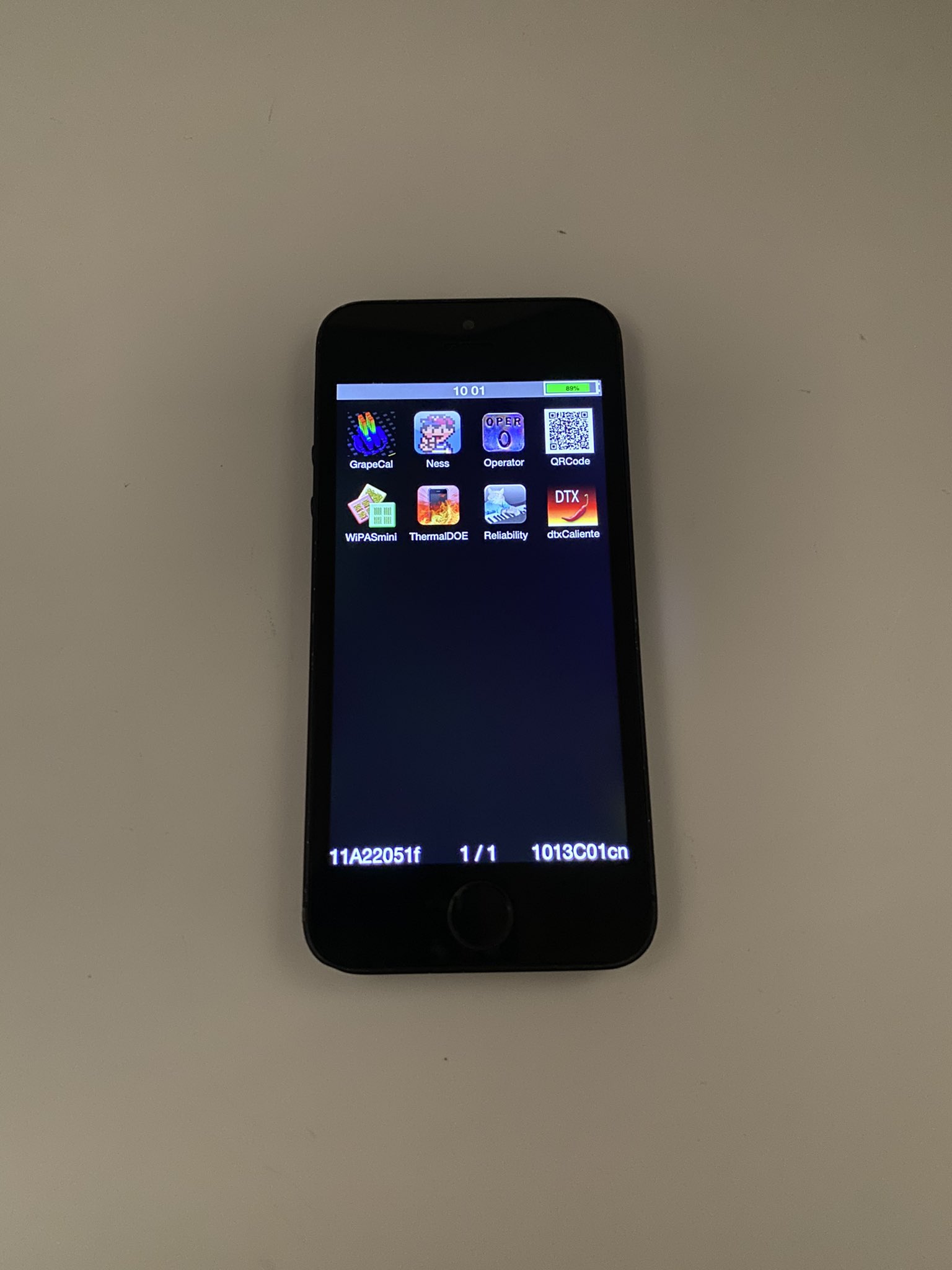 Производитель смартфона пытался замаскировать устройство под девайс прошлого поколения, т