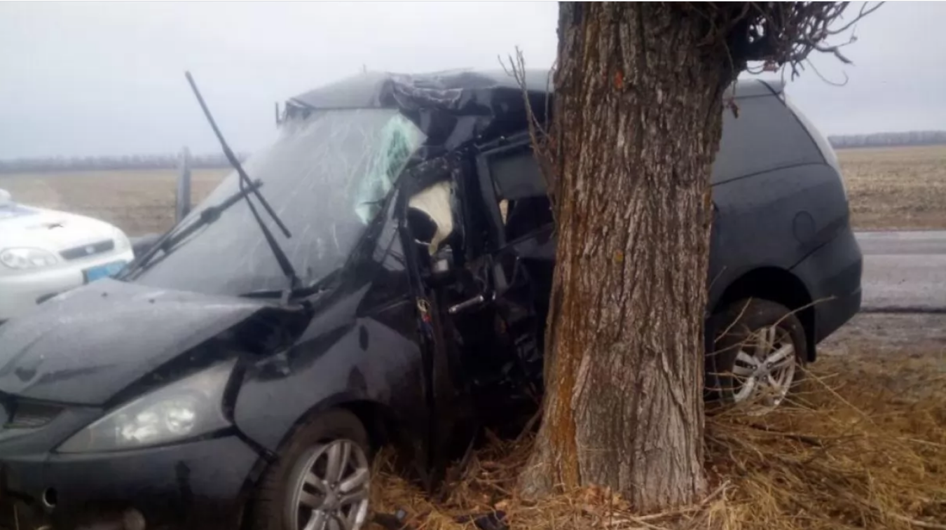 в результате ДТП погиб водитель легкового автомобиля