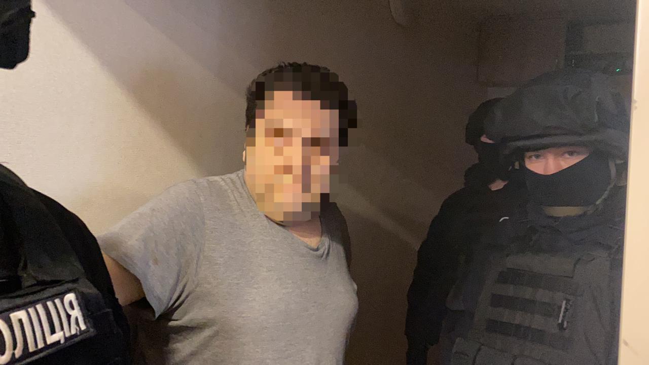 Во время следственных действия правоохранители разоблачили двух граждан Украины