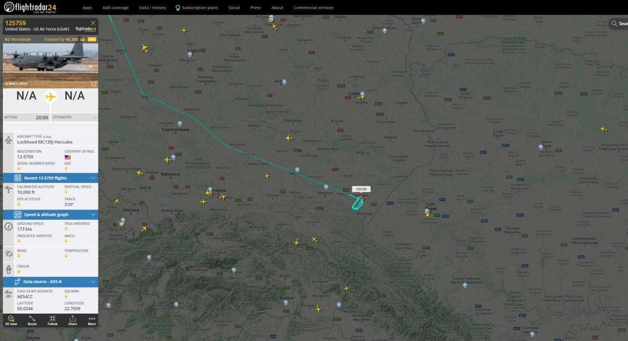 В небе над Украиной летают самолеты лишь у правобережья