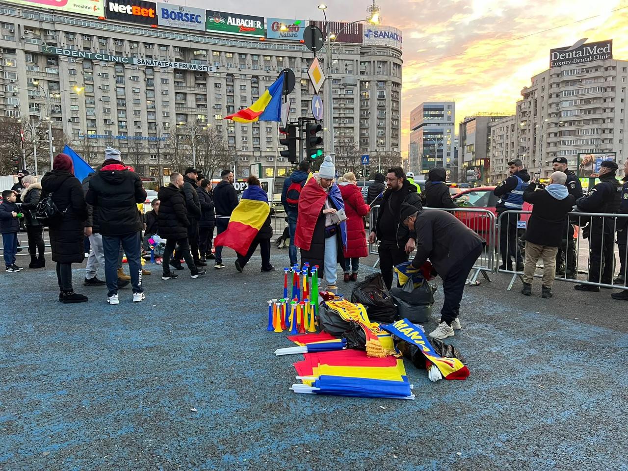 Фото подготовки к пикету в Бухаресте. Источник - Телеграм