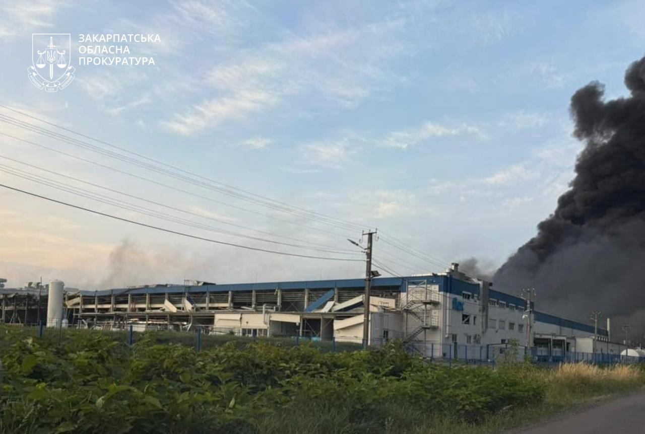 Фото последствий ракетного удара (3). Источник - прокуратура