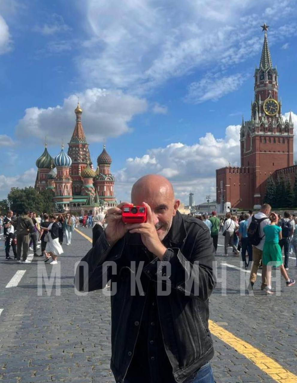 Фото Гаспара Ное у Москві. Джерело - соцмережі