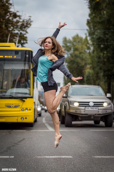 Потрясающий момент времени с Yulia Moskovchenko на бульваре Леси Украинки